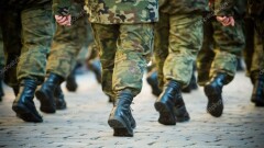 Әскерде жүрген сарбаздардың несиесі уақытша тоқтатылады