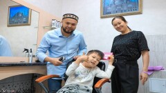Астана мешітіндегі шаштараз мүгедек жандарға тегін қызмет көрсетеді
