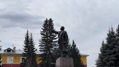 Алтай қаласында Лениннің ескерткішін жөндеуге 1,5 млн теңге бөлінген