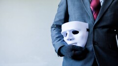 "Интим суреттер тауып береді". Алаяқтар алдаудың жаңа тәсіліне көшті