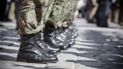 Қорғаныс министрі журналистерге қаруланған қақтығыс аймағында жұмыс істеуді үйрететін семинар өткізуді ұсынды