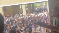 "Полный хаос": столпотворение при приёме в новую "комфортную школу" в Астане объяснили в акимате