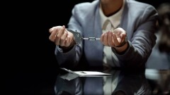 Бухгалтер в ЗКО делал ставки бюджетными деньгами, его осудили