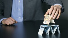 К шести годам заключения приговорили руководителя финансовой пирамиды Qnet в Акмолинской области