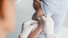 Почему казахстанцы получают SMS-оповещения о вакцинации, хотя прививок не получали, объяснили в Минздраве