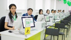 Сотрудникам ЦОНов повысили зарплату на 50%