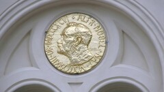 Нобелевскую премию по физиологии присудили за открытие нового принципа регуляции генов