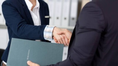 Иностранных руководителей намерены обязать обучать казахстанских коллег