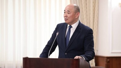 Шарлапаев: Если не будем развивать промышленность, нам не хватит коробок с надписью Яндекс.Еда