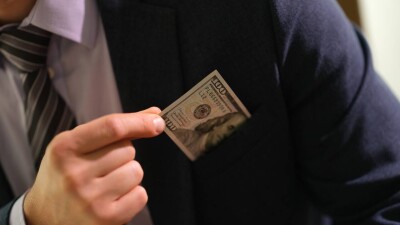 Антикор: Задержан заместитель генерального директора Oil Construction Company в Мангистау