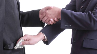 Сотрудники каких министерств чаще попадаются на коррупции, рассказали в антикоре