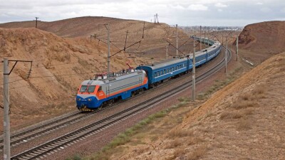 Полицейские скрывали кражи деталей железнодорожных путей в Жамбылской области