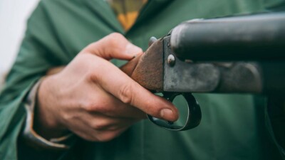 Стрельбу во время свадьбы устроили в Алматинской области, стрелявших задержали