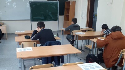18 первых классов сформировали в одной из школ Алматы