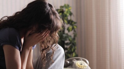 "Мама сбила пешехода". Мошенники выманили 700 тысяч тенге у 10-летней девочки