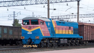 16 столкновений поездов с авто зарегистрировали в Казахстане за полгода