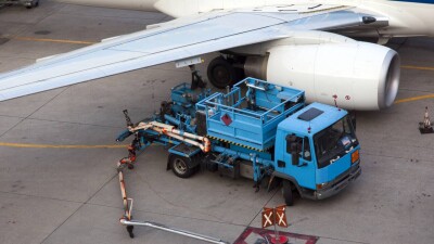 Аэропорт Алматы начнёт заправлять самолёты топливом Jet A-1. В чём его особенность?