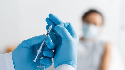 50 тысяч казахстанских школьниц с начала октября получили вакцину против ВПЧ
