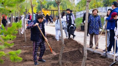 "Спрячем 150 000 тенге". Жители Астаны, которые будут участвовать в субботнике, могут найти приз