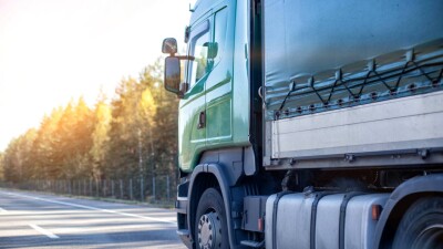 Гуманитарные грузы для пострадавших можно бесплатно перевозить по платным дорогам Казахстана
