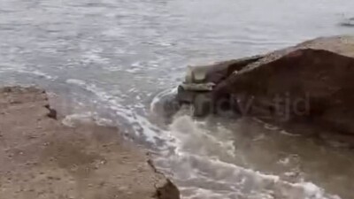 В Карагандинской области талыми водами размыло дороги