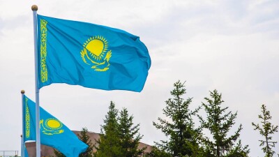 Тиктокера, который назвал флаг Казахстана "тряпкой", осудили в Туркестанской области