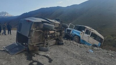 ДТП на горной дороге к озеру Кайынды: количество пострадавших увеличилось до 34