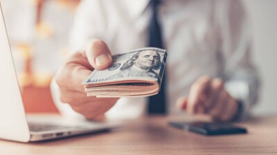 Какую помощь и когда окажут пострадавшим от пожара в ТЦ в Семее, рассказала Дуйсенова