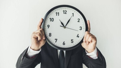 Минторговли приняло к рассмотрению петицию об отмене единого часового пояса