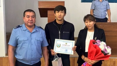 Юноша задержал напавшего на ломбард преступника в Шымкенте
