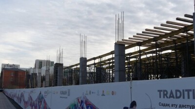 Незаконную стройку обнаружили возле районного акимата в Астане
