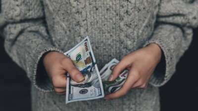 Нацбанк намерен в феврале обменять на доллары в два раза больше денег из ЕНПФ, чем обычно