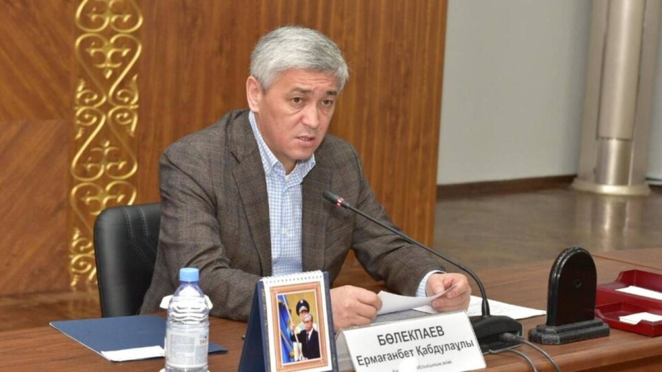 "В ближайшее время полиция найдёт его". Аким Карагандинской области высказался о случае с избиением водителя скорой