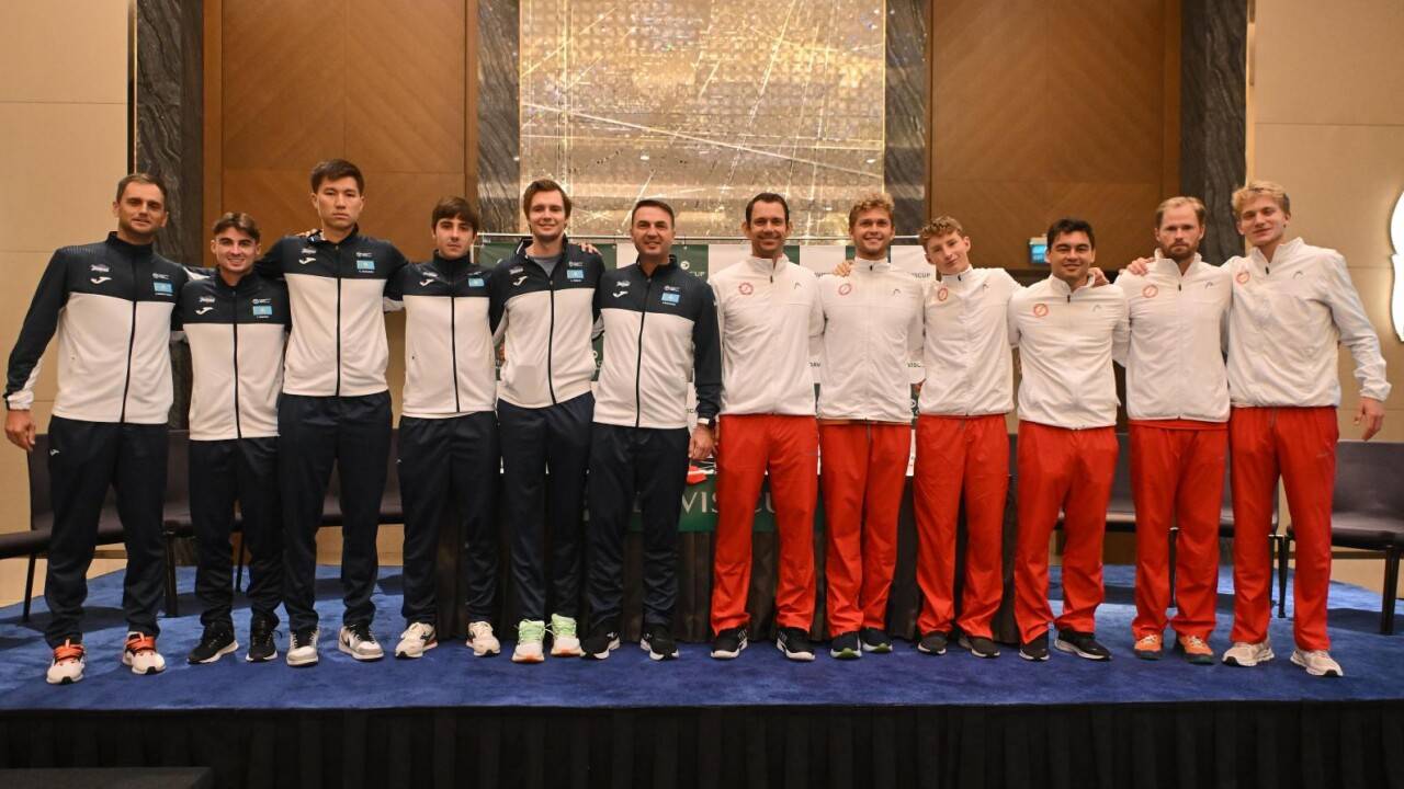 Александр Бублик откроет домашний матч "Кубка Дэвиса"