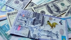 Демалыс күнінің алдында биржада доллар 2 теңгеден астам қымбаттады