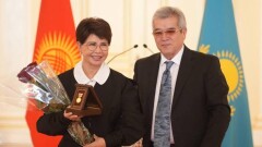 Роза Рымбаева мен Алтынбек Қоразбаев Қырғыз Республикасының Халық әртісі атанды
