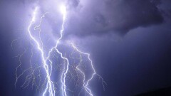 Жаңбыр, бұршақ, найзағай: Демалыс күндеріне арналған ауа райы болжамы