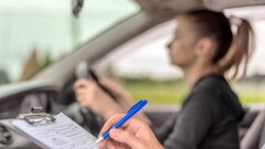 Қазақстанда көлік жүргізу куәлігін алу үшін емтихан тапсыру тәртібі өзгереді