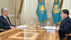 Қасым-Жомарт Тоқаев пен Дархан Жазықбай мемлекеттік қызметтің гибридті моделін талқылады