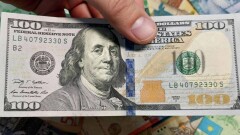 Биржада доллар 3 теңгеге арзандады