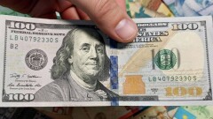 Қор нарығында доллар 3 теңгеге арзандады
