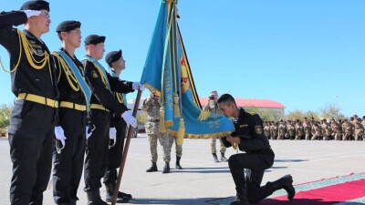 Енді білім грантын ұтып алған сарбаздарға стипендия төленеді