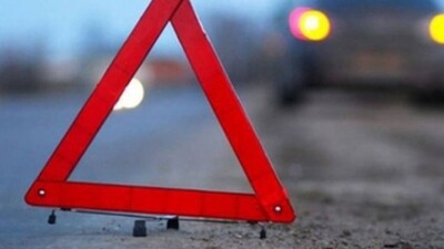 Жетісуда жеңіл көлік пен жүк көлігі соқтығысып, ер адам қаза тапты