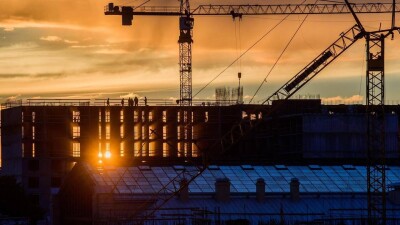 Астанада заң бұзушылықтарға байланысты 33 құрылыс нысанында жұмыс тоқтатылды