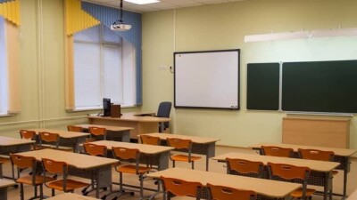 Астанадағы мектептердің бірі мұғалімдер мен басқа да қызметкерлерге 41 миллион теңгеден астам қарыз болып қалды