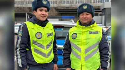 Шымкент полицейлері толғағы келген әйелді перзентханаға жеткізді