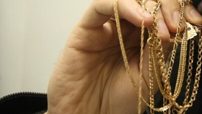 Ақтөбеде 25 млн теңгенің алтын бұйымын жымқырған қылмыстық топ ұсталды