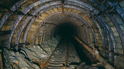 ШҚО-дағы кеніштердің бірінде екі адам үйінді астында қалды