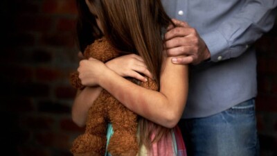 Атырауда туған әкесі егіз баласын зорлады деген күдікке ілінді