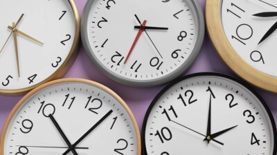 1 наурыздан бастап Қазақстан бірыңғай уақыт белдеуіне көшеді. Қай аймақтарға сағат тілін өзгерту қажет болады?